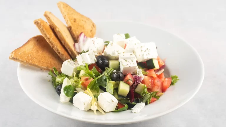 Horiatiki salad