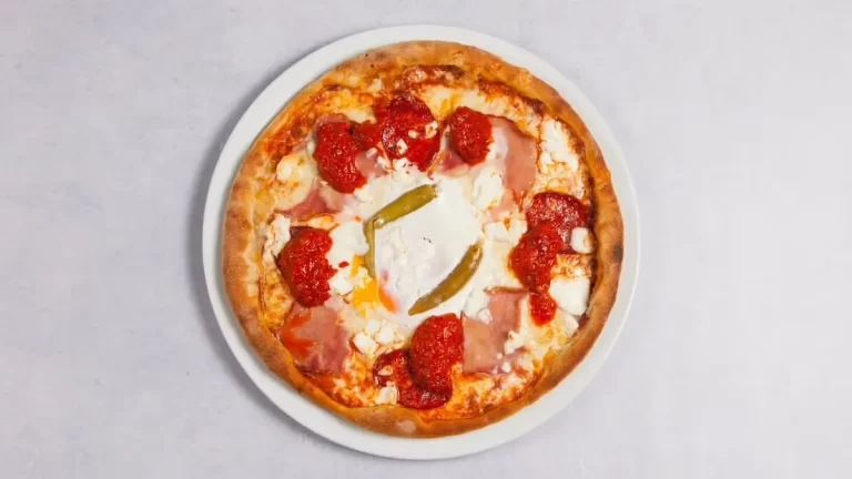 Rustic pizza