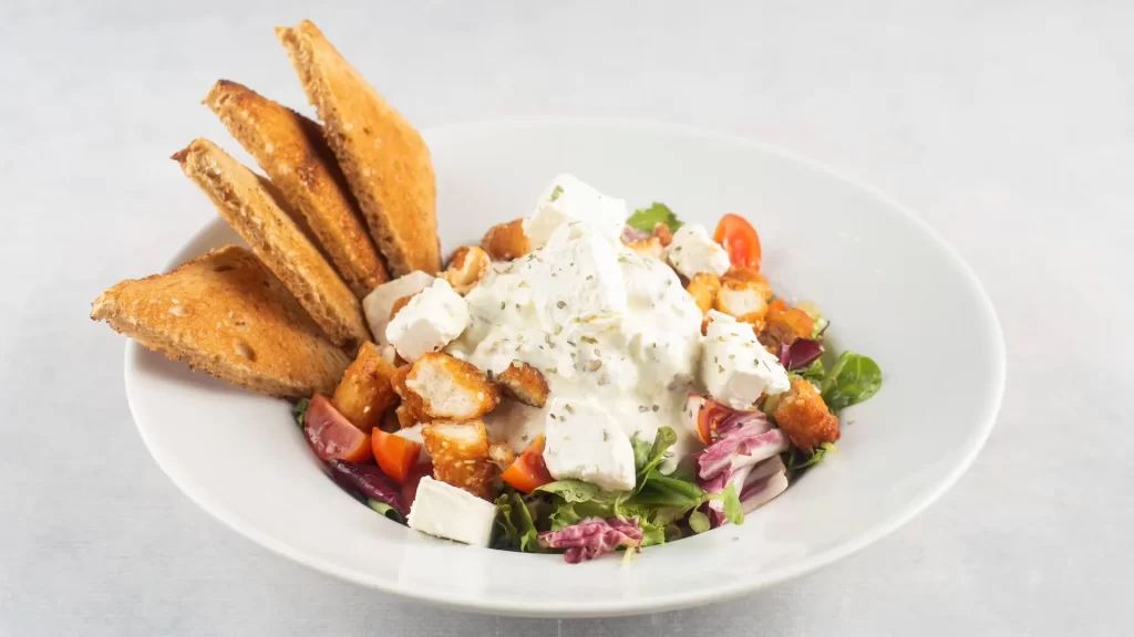 Salad with fried chicken