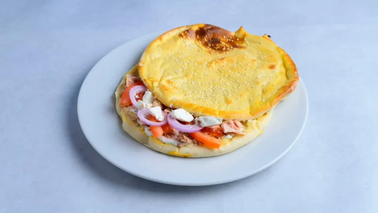 Tuna sandwich