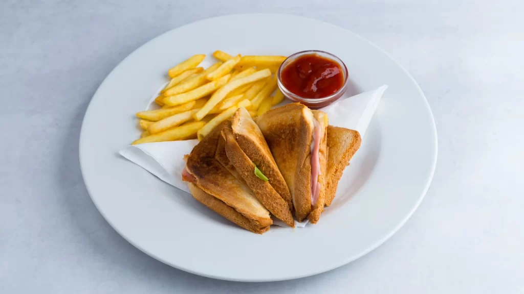 Toast with ham